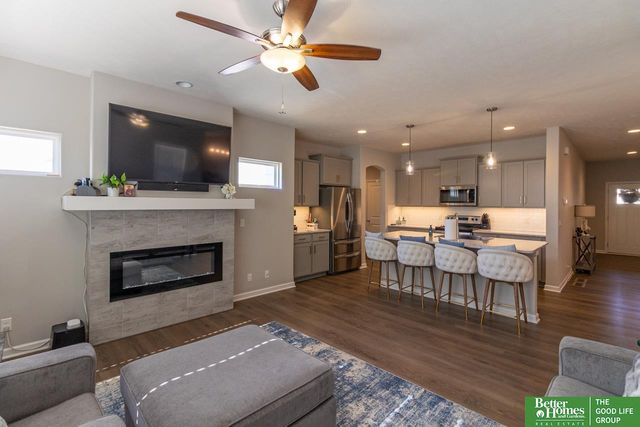 18363 Sage Street, Omaha, NE 68136