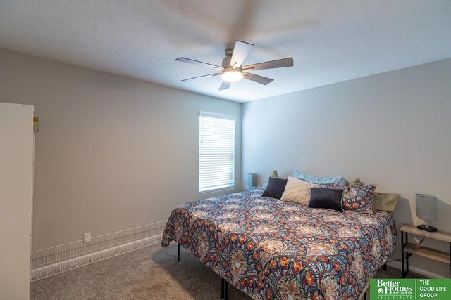 18363 Sage Street, Omaha, NE 68136
