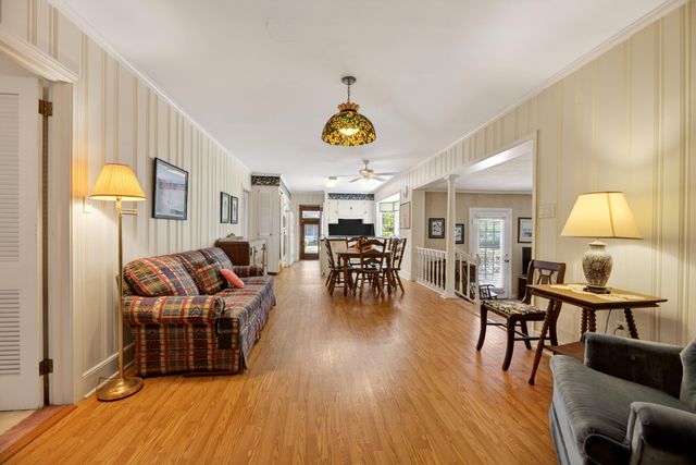 713 Harlin Street, Elloree, SC 29047
