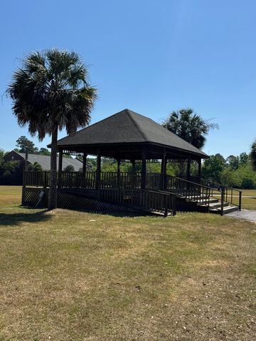 713 Harlin Street, Elloree, SC 29047