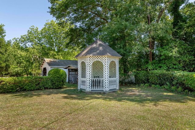 713 Harlin Street, Elloree, SC 29047