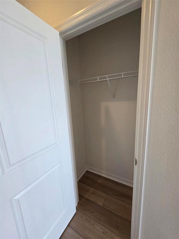 100 VINTAGE GLEN ROAD, Nokomis, FL 34275