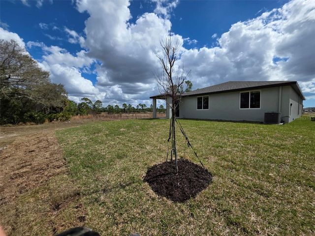 100 VINTAGE GLEN ROAD, Nokomis, FL 34275