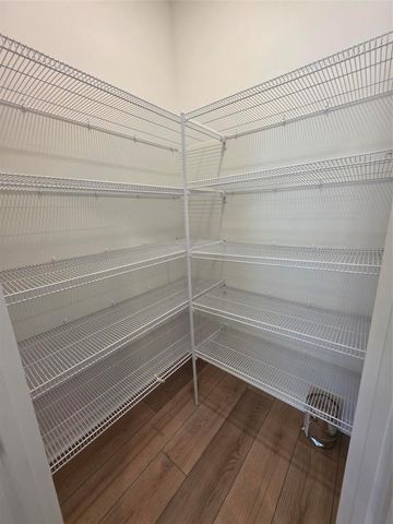 100 VINTAGE GLEN ROAD, Nokomis, FL 34275