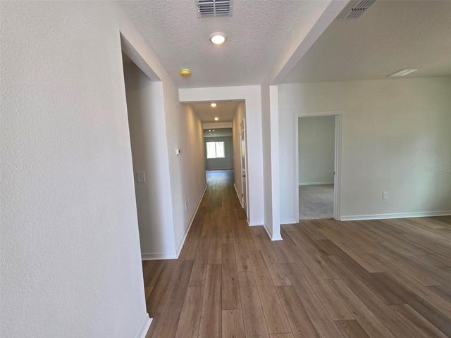 100 VINTAGE GLEN ROAD, Nokomis, FL 34275