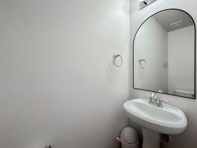 3 Fairlee Ct, Magnolia, TX 77354