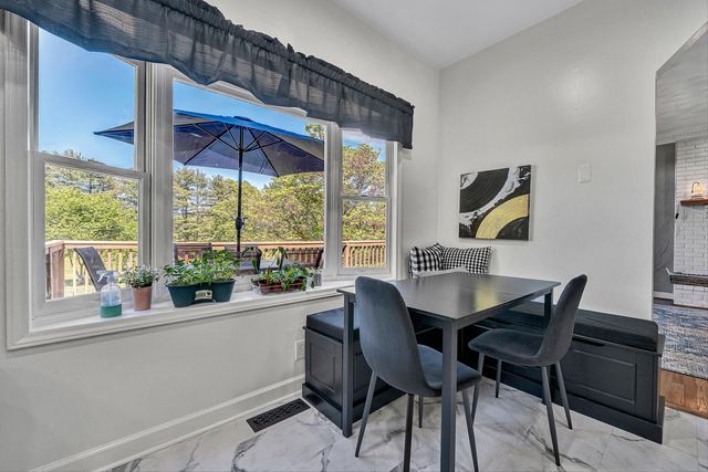291 McIntosh RD, Roanoke, VA 24019