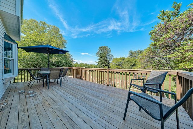 291 McIntosh RD, Roanoke, VA 24019
