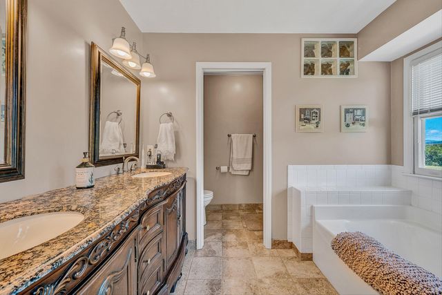 291 McIntosh RD, Roanoke, VA 24019