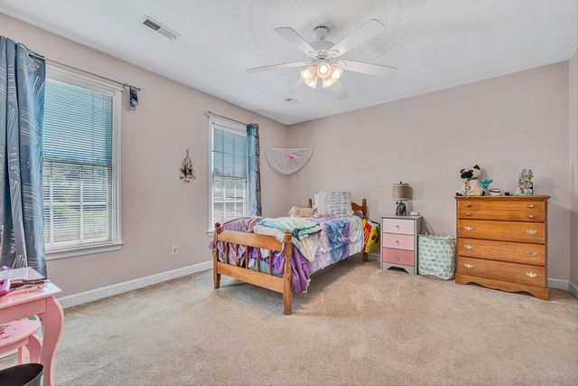 291 McIntosh RD, Roanoke, VA 24019