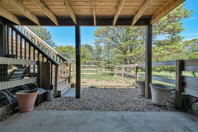 291 McIntosh RD, Roanoke, VA 24019