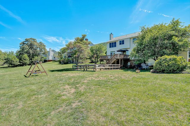 291 McIntosh RD, Roanoke, VA 24019