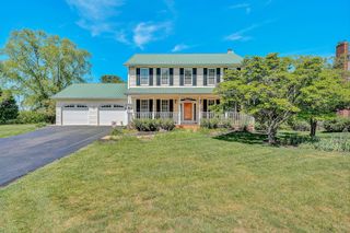 291 McIntosh RD, Roanoke, VA 24019