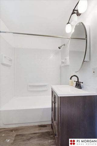 4118 Binney Street, Omaha, NE 68111