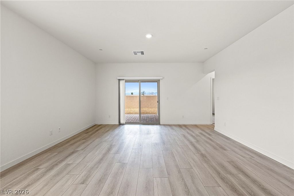 2774 Avril Point Street, Las Vegas, NV 89156 — photo 5