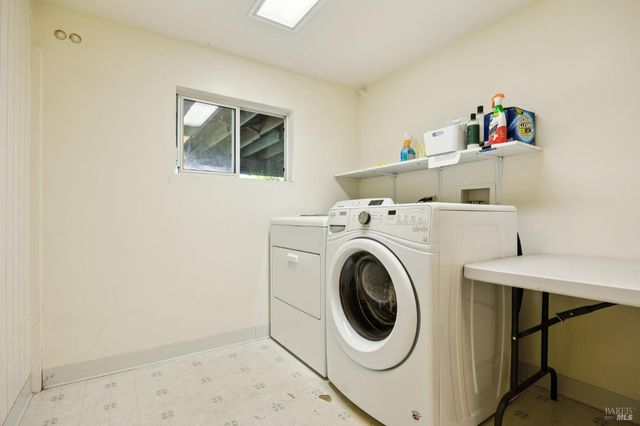 122-124 Woodward Ave, Sausalito, CA 94965