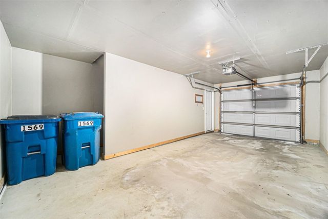 1569 Addington Lane, Ann Arbor, MI 48108