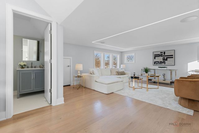 408 Beverly Drive, Wilmette, IL 60091