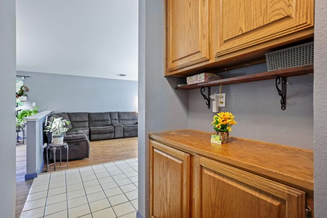 1935 Foxtail Ct, Tracy, CA 95376