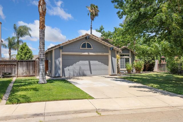1935 Foxtail Ct, Tracy, CA 95376