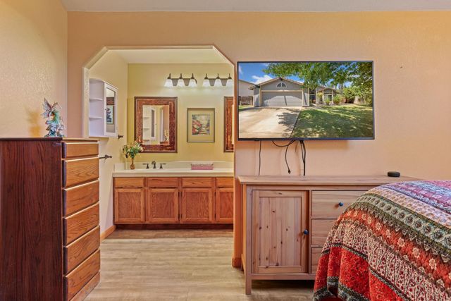 1935 Foxtail Ct, Tracy, CA 95376