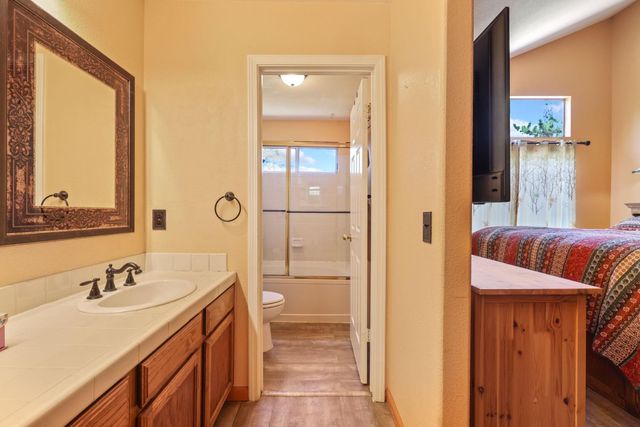 1935 Foxtail Ct, Tracy, CA 95376