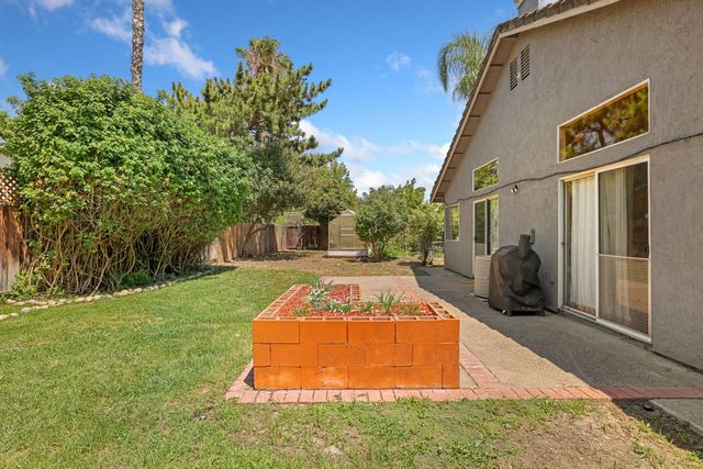 1935 Foxtail Ct, Tracy, CA 95376