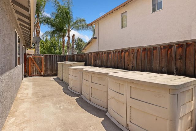 1935 Foxtail Ct, Tracy, CA 95376