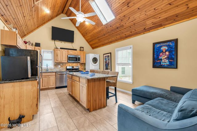 68 Decatur Avenue, Seaside Park, NJ 08752
