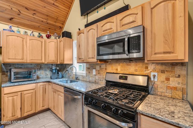 68 Decatur Avenue, Seaside Park, NJ 08752