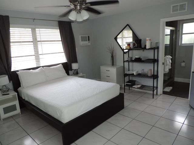 5423 NE 22ND Terrace, Fort Lauderdale, FL 33308