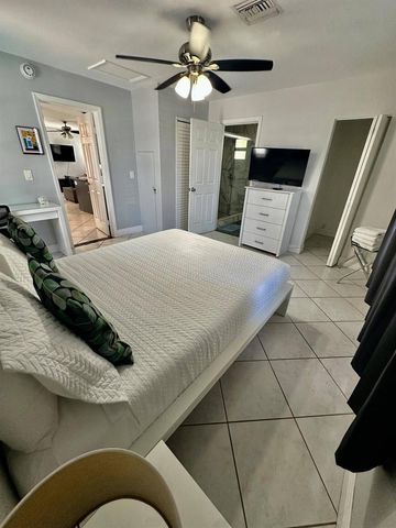 5423 NE 22ND Terrace, Fort Lauderdale, FL 33308
