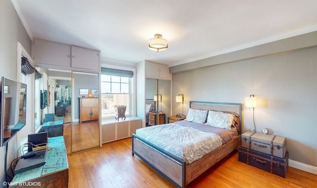 5000 N MARINE Drive 12E, Chicago, IL 60640