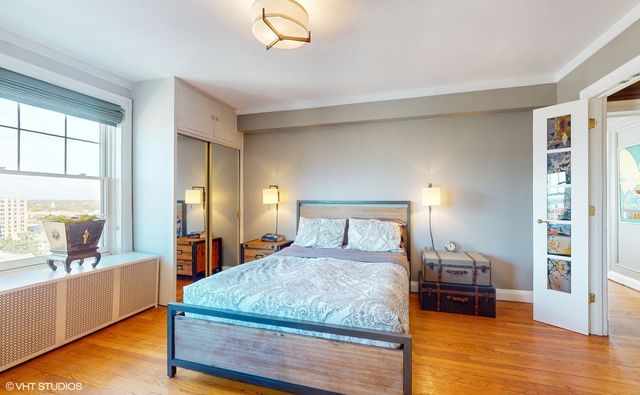 5000 N MARINE Drive 12E, Chicago, IL 60640