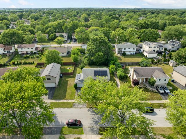 116 Cloverleaf Road, Matteson, IL 60443