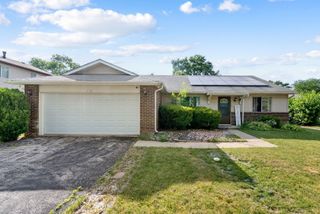 116 Cloverleaf Road, Matteson, IL 60443