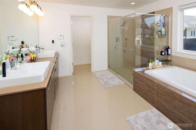 3926 168th Place SE, Bothell, WA 98012