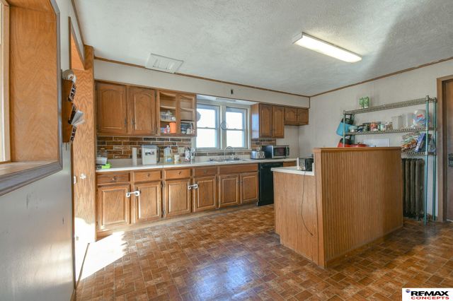 741 Juniper Avenue, Crete, NE 68333