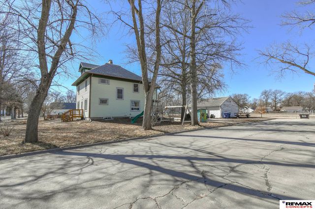 741 Juniper Avenue, Crete, NE 68333