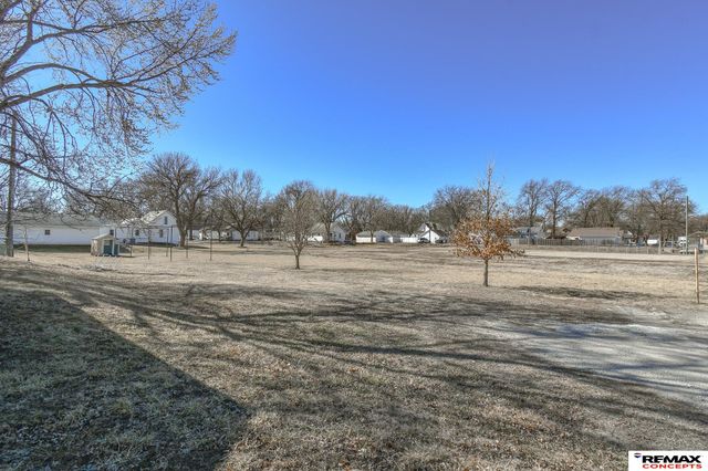 741 Juniper Avenue, Crete, NE 68333