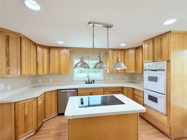 9717 Limestone Court, Joshua, TX 76058