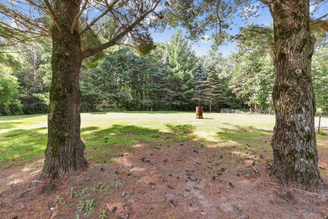 5212 185th Avenue NE, Wyoming, MN 55092