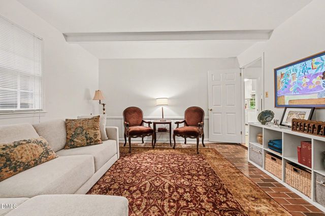 203 Wood Circle, Chapel Hill, NC 27514