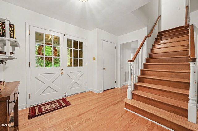 203 Wood Circle, Chapel Hill, NC 27514