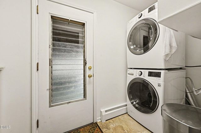 203 Wood Circle, Chapel Hill, NC 27514