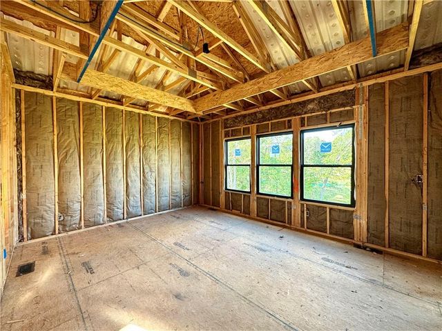 8504 NW 90th Terrace, Kansas City, MO 64153