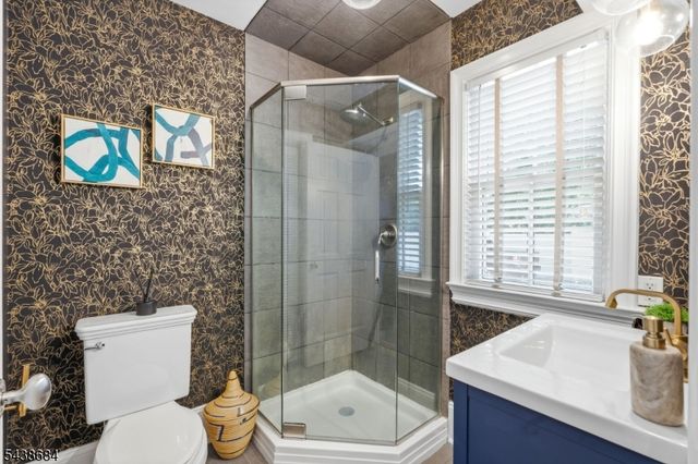 66 S Fullerton Ave 8, Montclair Twp., NJ 07042