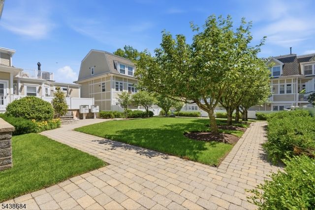 66 S Fullerton Ave 8, Montclair Twp., NJ 07042
