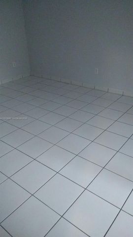 9810 Hammocks Blvd 202, Miami, FL 33196