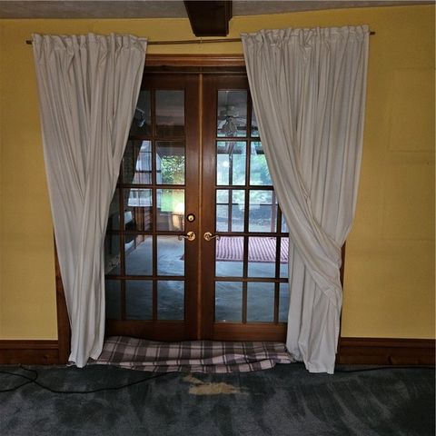 111 Laughlin St, Dawson, PA 15428